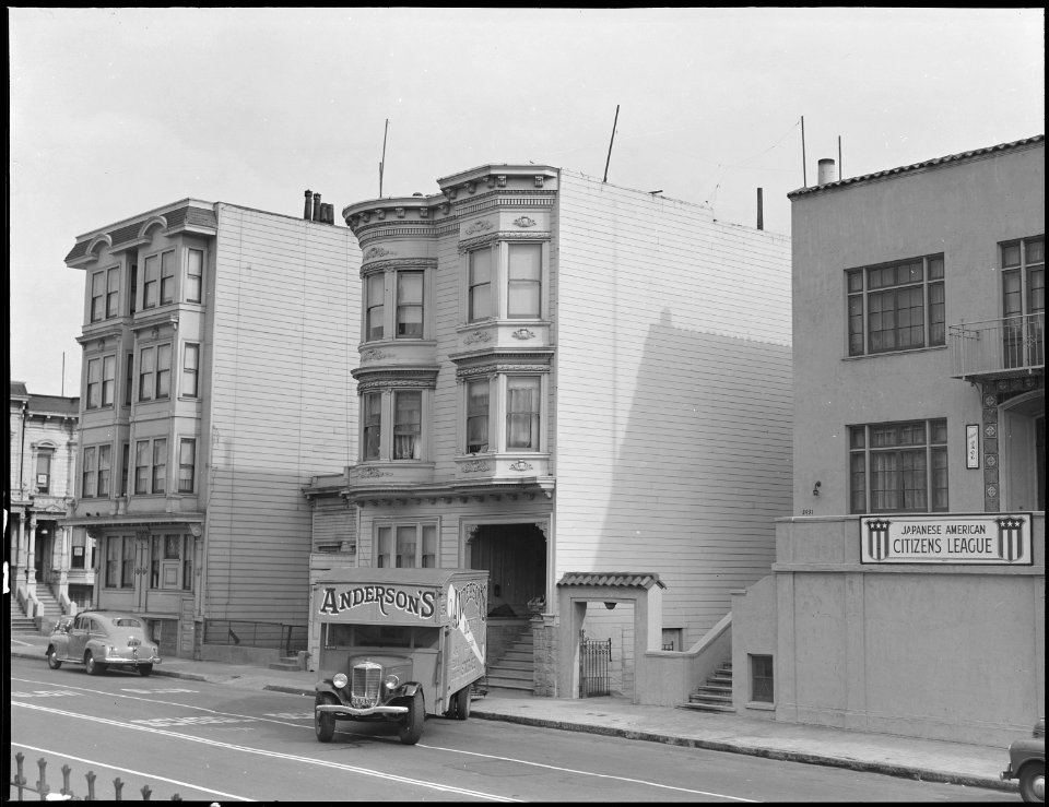San Francisco, California. The mioving van backs up to the curb to load possessions of residents of . . . - NARA - 536047