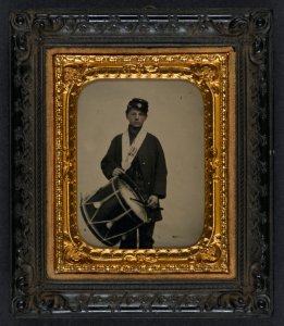 Samuel W. Doble of Company D, 12th Maine Infantry Regiment, with drum) - S. Shattuck, ambrotype, daguerreotype, and photographic artist, 19 Central St., Lowell LCCN2010650443