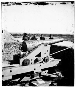 Savannah, Georgia (vicinity). Big gun at Fort McAllister LOC cwpb.03151
