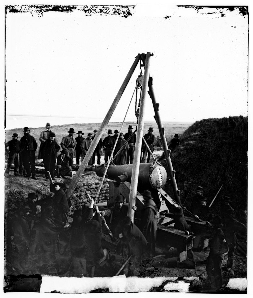 Savannah, Georgia (vicinity). Army engineers removing a 48-pdr. 8-inch Columbiad from Fort McAllister LOC cwpb.03147