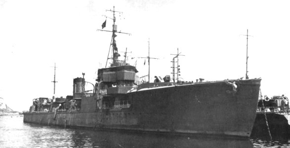 Japanese destroyer Sawakaze