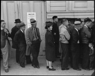 San Francisco, California. In response to the Army's Exclusion Order Number 20, residents of Japane . . . - NARA - 536408