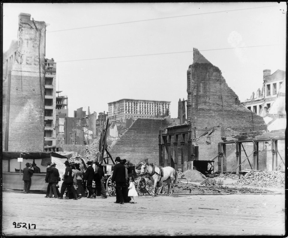 San Francisco Earthquake of 1906, An area in the vicinity of California and Mason Streets with the Fairmont Hotel in... - NARA - 531067
