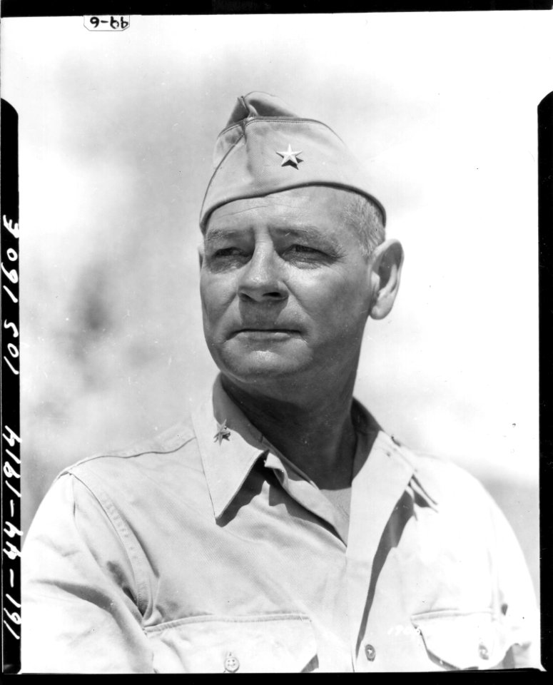 SC 190544 - Portrait of Brig. General William Spence. South Pacific Area. 7th April 1944. 93rd Division, Guadalcanal
