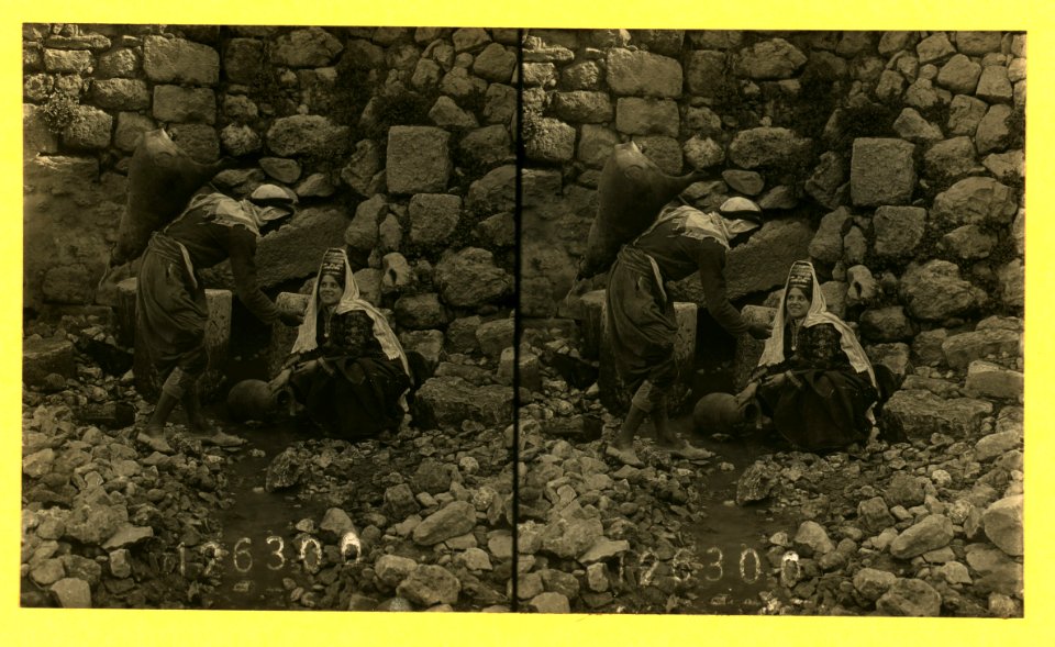 Scene at the fountain of Siloah or Virgin Mary's - Palestine LCCN2004672900