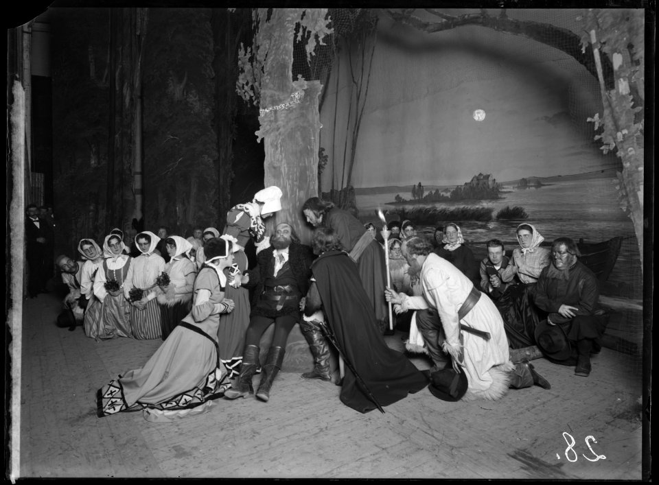 Scene from Engelbrekt och hans dalkarlar at Östermalmsteatern 1903 - SMV - ÖT023