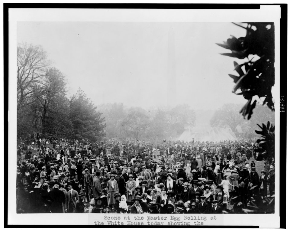 Scene at the Easter egg rolling at the White House today showing the (Washington) Monument in the background LCCN2002712404