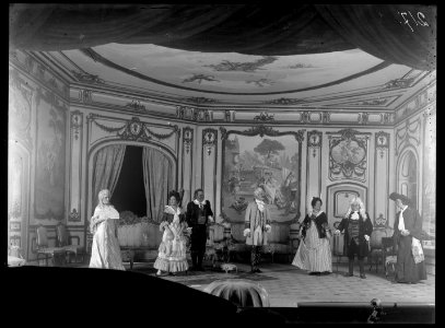 Scene from the play Figaros bröllop at Svenska teatern 1904 - SMV - SvT014