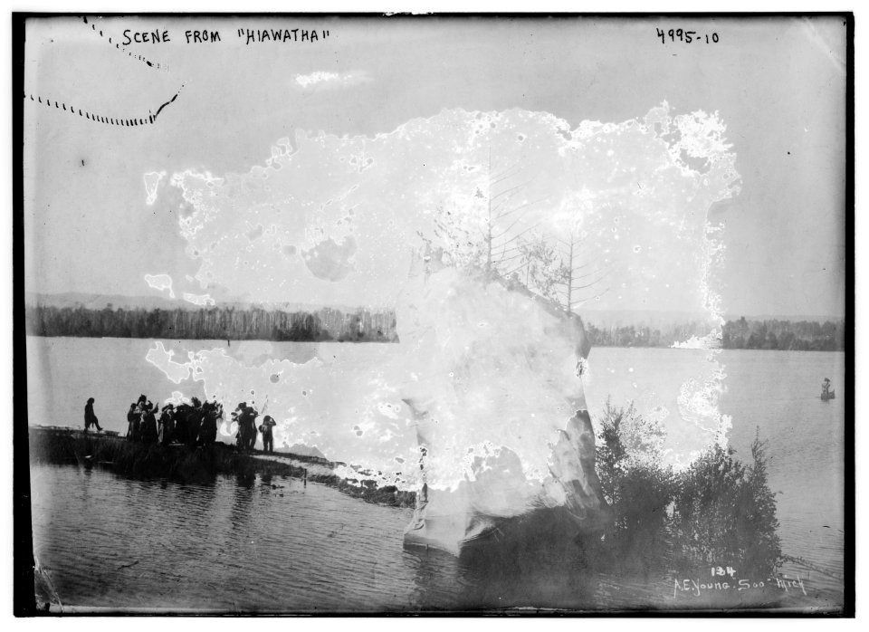 Scene from Hiawatha LCCN2014709377
