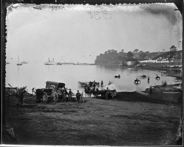 Scene on the James River, 2nd. Corps camp - NARA - 524757 photo