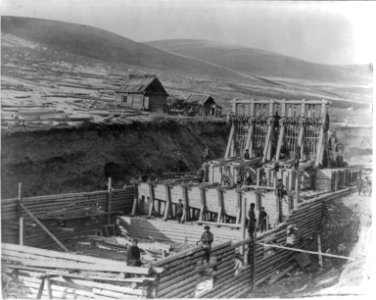 Scenes at Warasun silver mines, Nerchinsk, Russian SFSR, Eastern Siberia LCCN2016651947