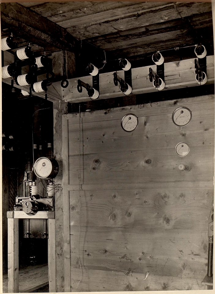 Schalthaus am Prasnik. Aufgenommen am 22. Mai 1916. (BildID 15476070)