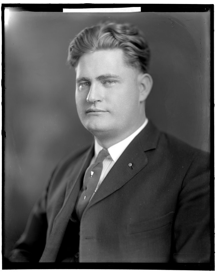 SCHAFER, J.C., HONORABLE LCCN2016861966