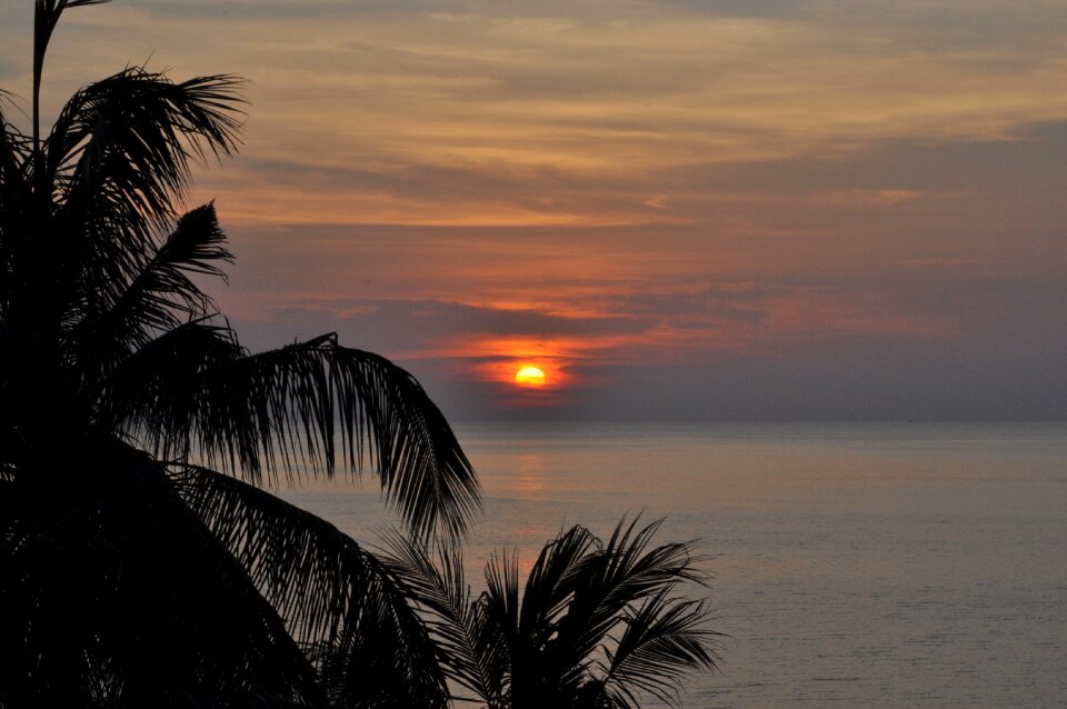 Island kochange horizon clouds