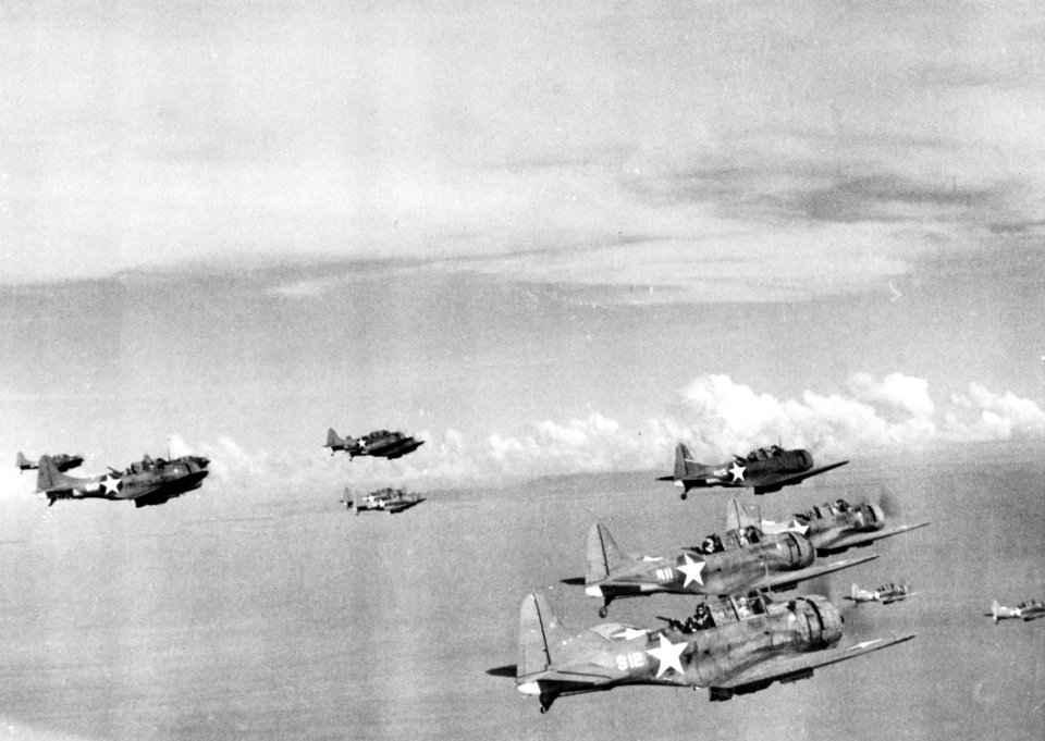 SBDs VS-6 en route Santa Isabel 1942