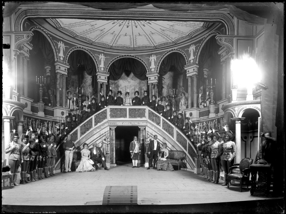 Scene from the operetta Wienerblod at Vasateatern 1903 - SMV - V003