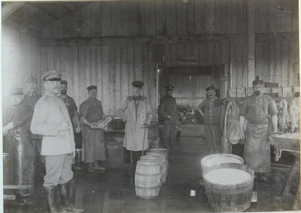 Schlachthaus am Bahnhof in Potutory,.Talg und Häuteraum (BildID 15438313)