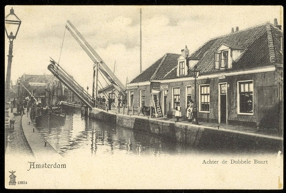 Schinkel en Overtoomse Sluis naar de Overtoom achter de Dubbele Buurt. Uitgave Glückstadt & Münden, Hamburg, Afb ANWU01757000001