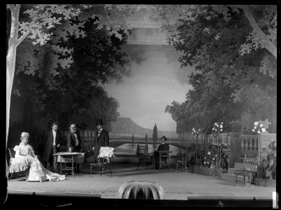 Scene from Affär är affär at Svenska teatern 1904 - SMV - SvT013