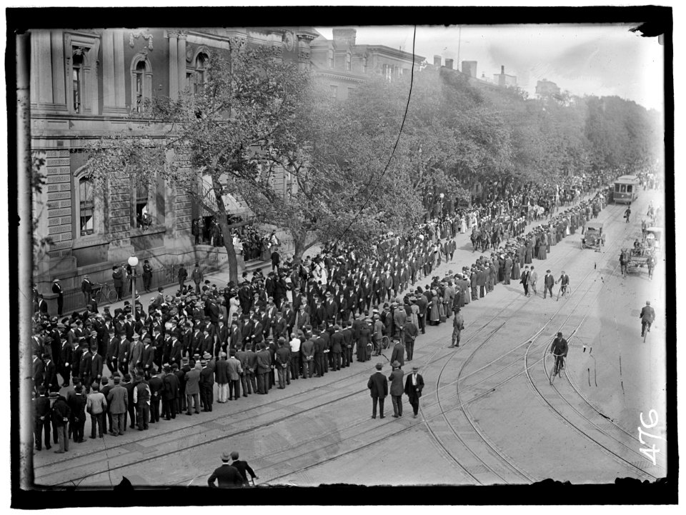 SCHLEY, WINFIELD SCOTT, REAR ADMIRAL, U.S.N. FUNERAL, ST. JOHN'S CHURCH. PROCESSION LCCN2016863395