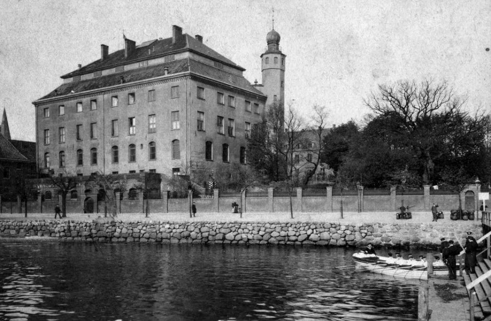 Schloss (Kiel 80.678)
