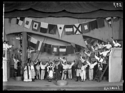 Scene from Surcouf at Östermalmsteatern 1905 - SMV - ÖT011 photo