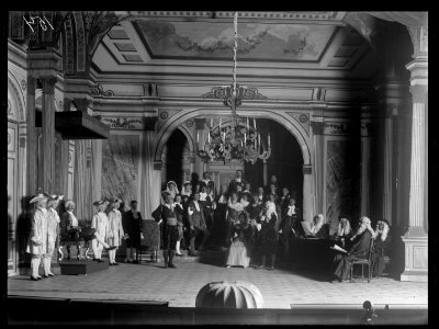 Scene from the play Figaros bröllop at Svenska teatern 1904 - SMV - SvT015