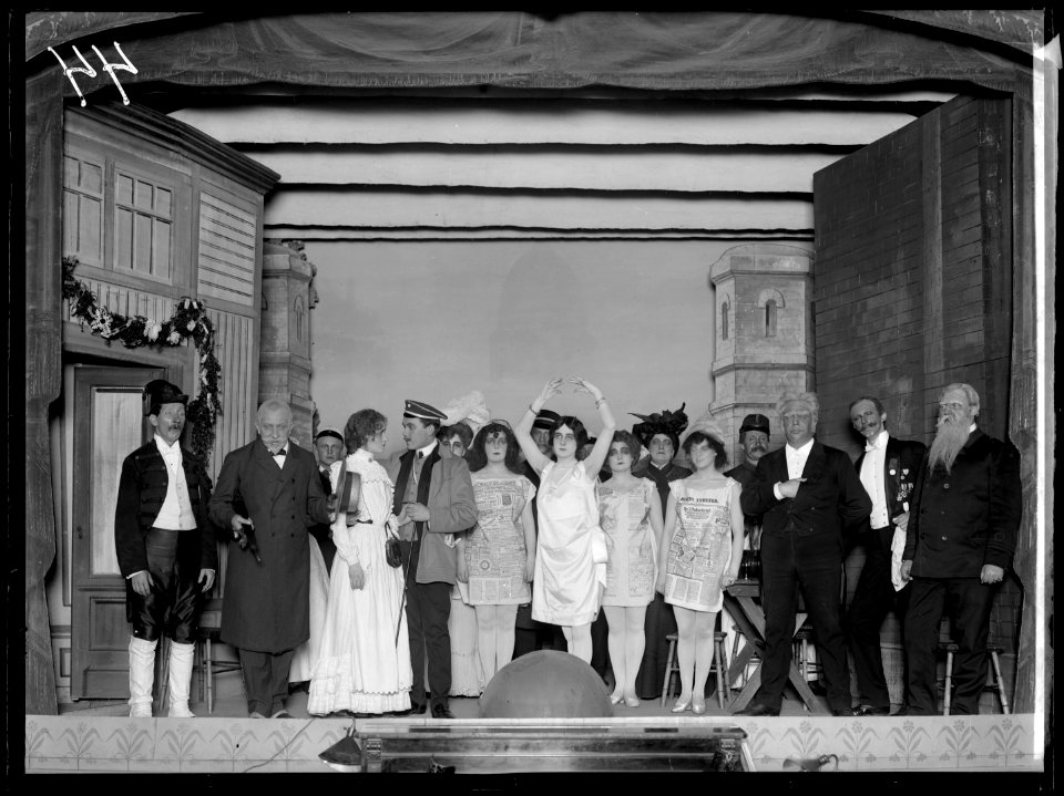 Scene from the revue Gamla Heidelberg at Folkteatern 1904 - SMV - FT001