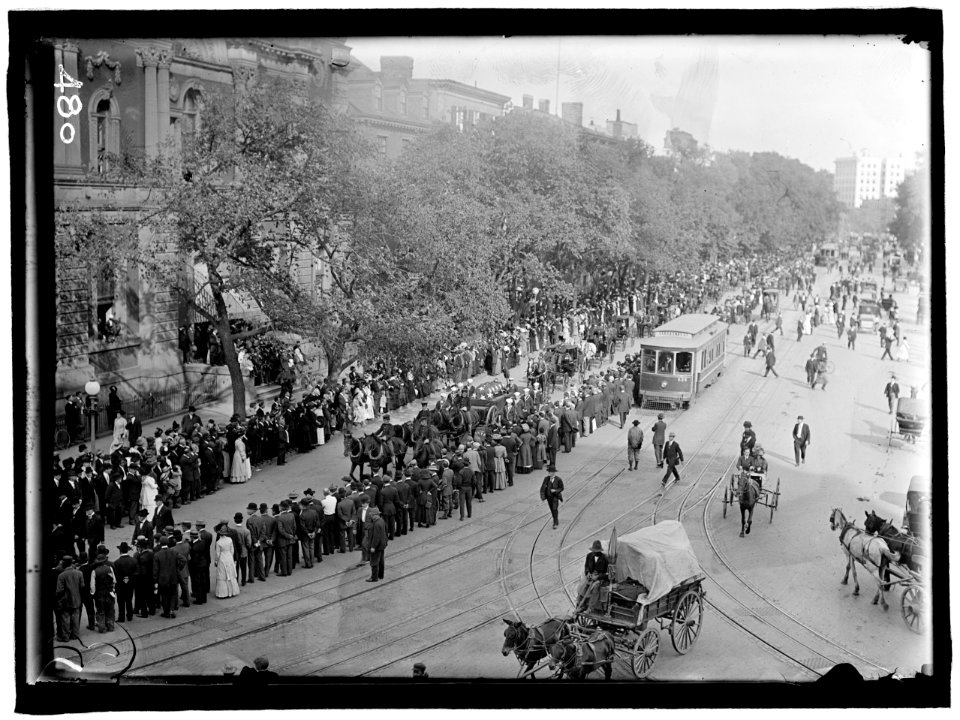 SCHLEY, WINFIELD SCOTT, REAR ADMIRAL, U.S.N. FUNERAL, ST. JOHN'S CHURCH. PROCESSION LCCN2016863399
