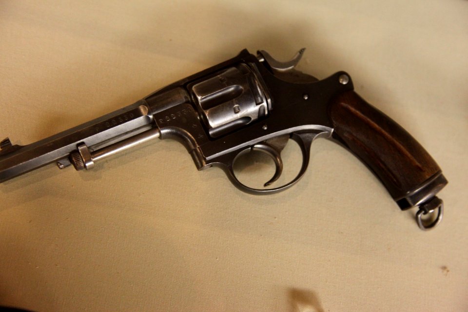 Schmidt M1882 revolver at MAG-IMG 0061