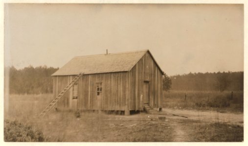 School house in Kirkland. Been used for several years and actually falling to pieces. Many rural schools in Georgia are in this condition. LOC nclc.02987