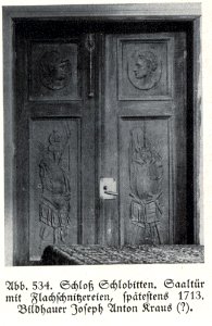 Schloss Schlobitten, Saaltür mit Flachschnitzereien, 1713, Bildhauer Joseph Anton Kraus