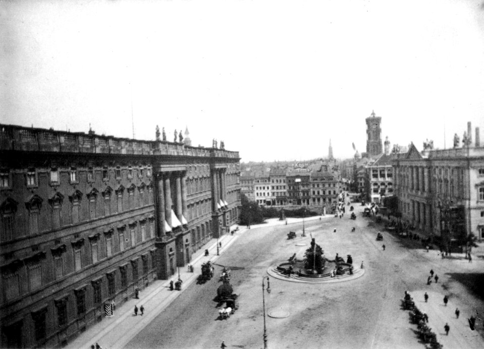 Schloßplatz, Berlin 1900