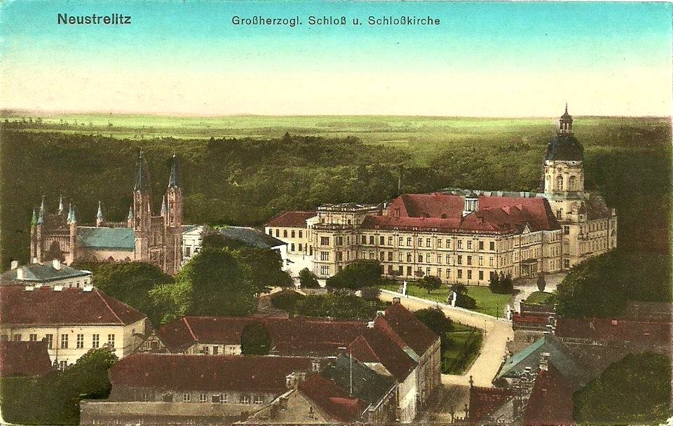 Schloss Neustrelitz Luftbild Schlosskirche koloriert um 1920