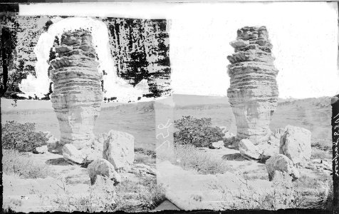 Sandstone Tower, near Monument Park. El Paso County, Colorado. - NARA - 517563