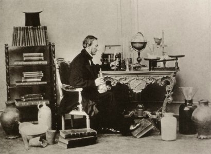 Schneider, Wilhelm - Der Chemiker Justus von Liebig in seinem Arbeitszimmer Gießen (Zeno Fotografie)