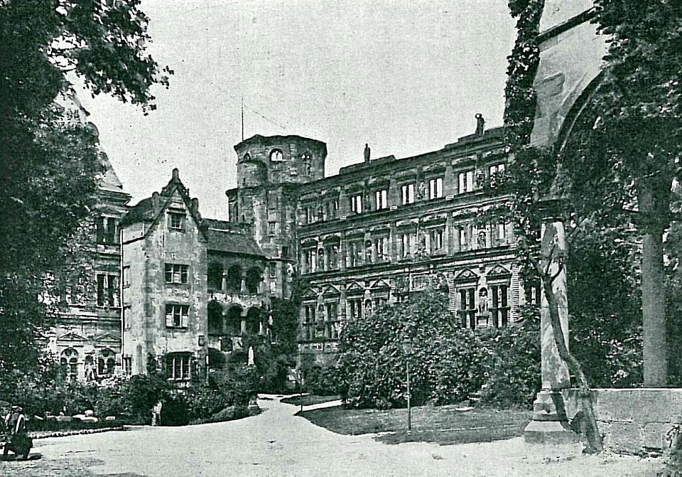 Schlosshof (Max Wolf) 1895