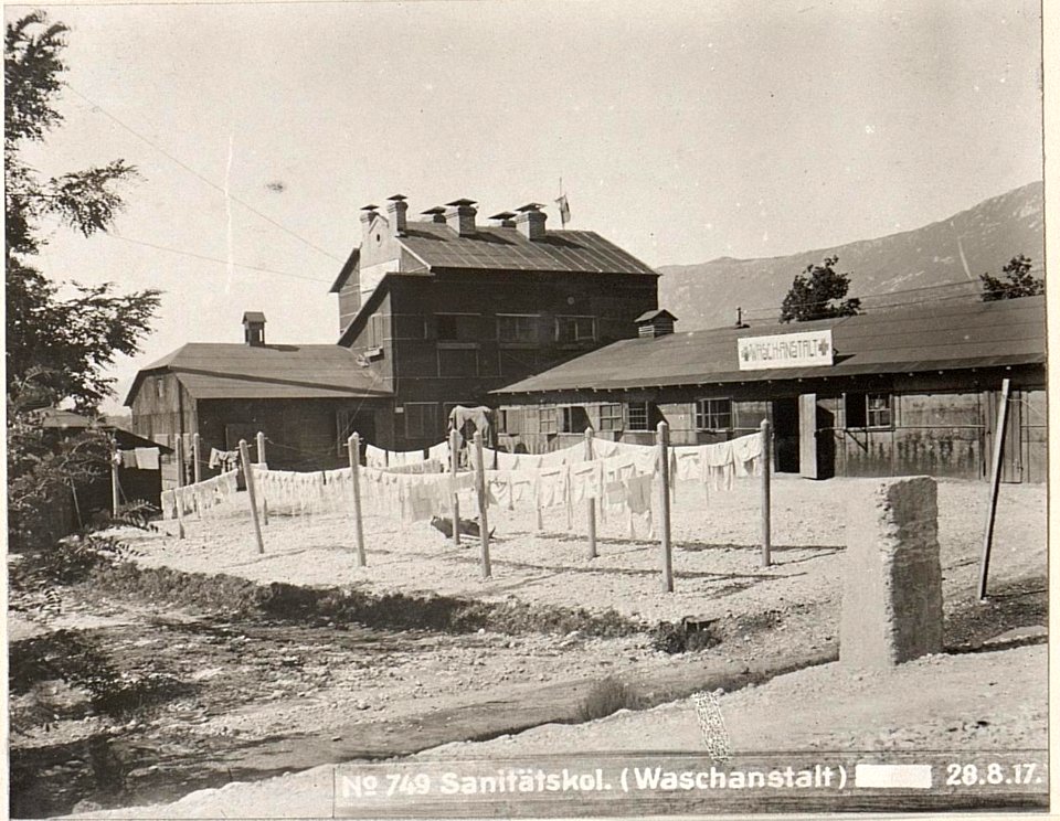 Sanitätskolone Waschanstalt in Osek.28.8.17. (BildID 15600459)