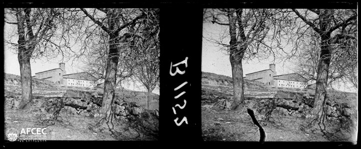 Santuari de Lord, vista entre els arbres