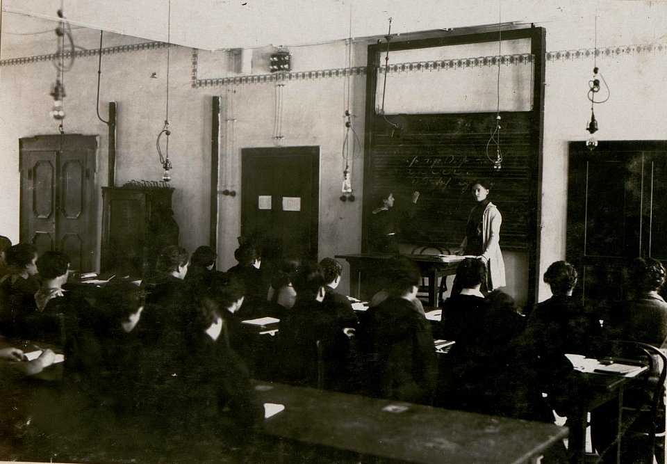 Schule zur Ausbildung milit.weibl.Hilfskräfte, Vortragsaal. (BildID 15508836)