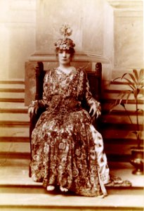 Sarah Bernhardt as the Empress Theodora, crop