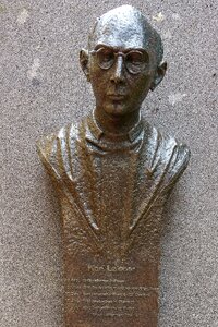 Sculpture leisner rees