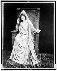 Sarah Bernhardt, full-length portrait, in costume, seated, facing slightly left LCCN94504491