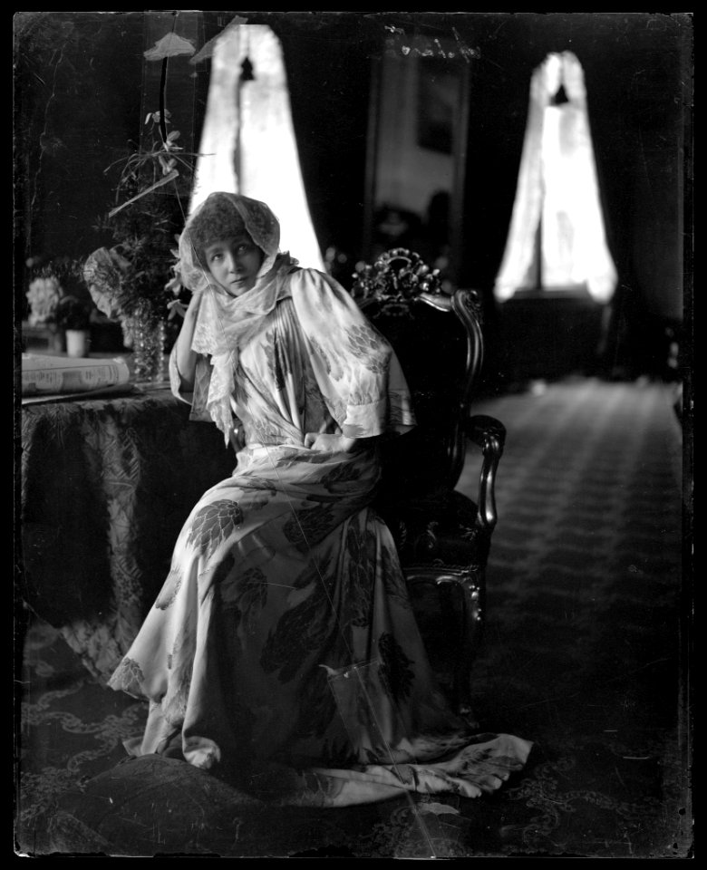 Sarah Bernhardt, porträtt - SMV - NB147