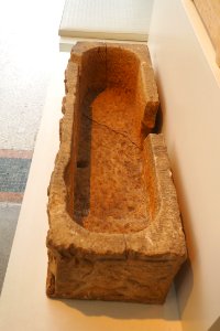 Sarcophage for a child-MF 1361-P8190035