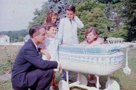 Sargent Shriver and family - 044 490-GK-8-004