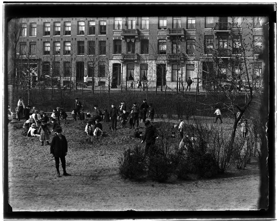 Sarphatipark, foto 3 Jacob Olie (max res)