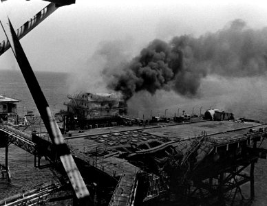 Sassan Oil Platform Burns 1988 photo