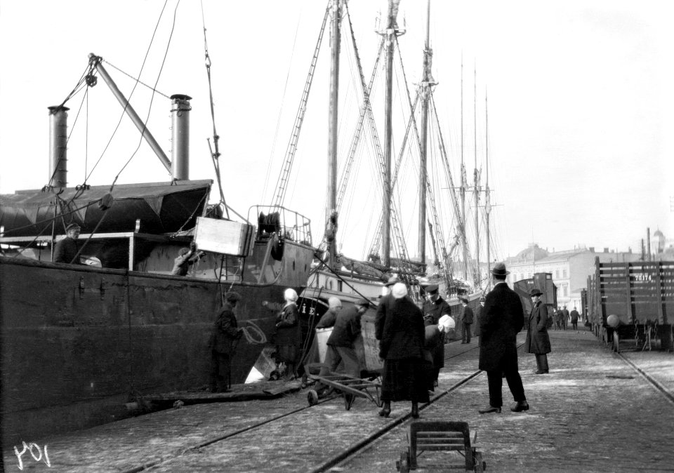 Satamalakko 1919 - N1940 (hkm.HKMS000005-0000019m)