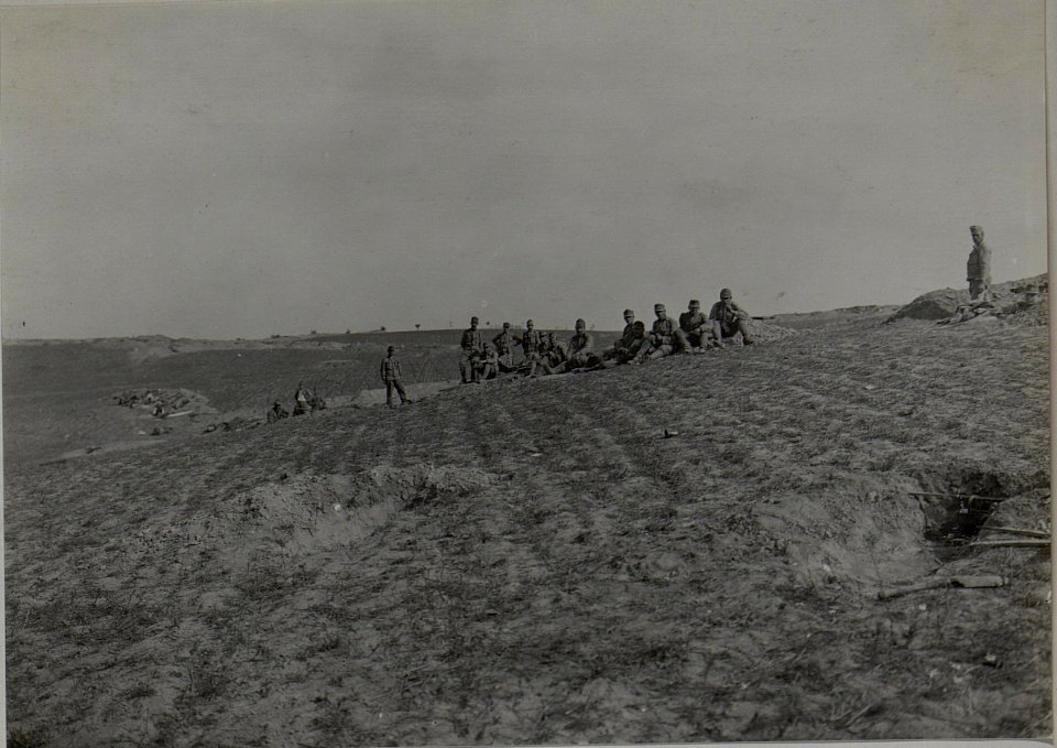 Schwarmlinie d-14.Inftr.Reg.(2.10.1915.) (BildID 15459485)